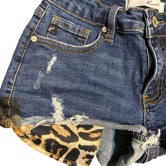 Kancan Leopard Pocket Frayed Distressed Denim Shorts Size Small - Picture 5 of 10
